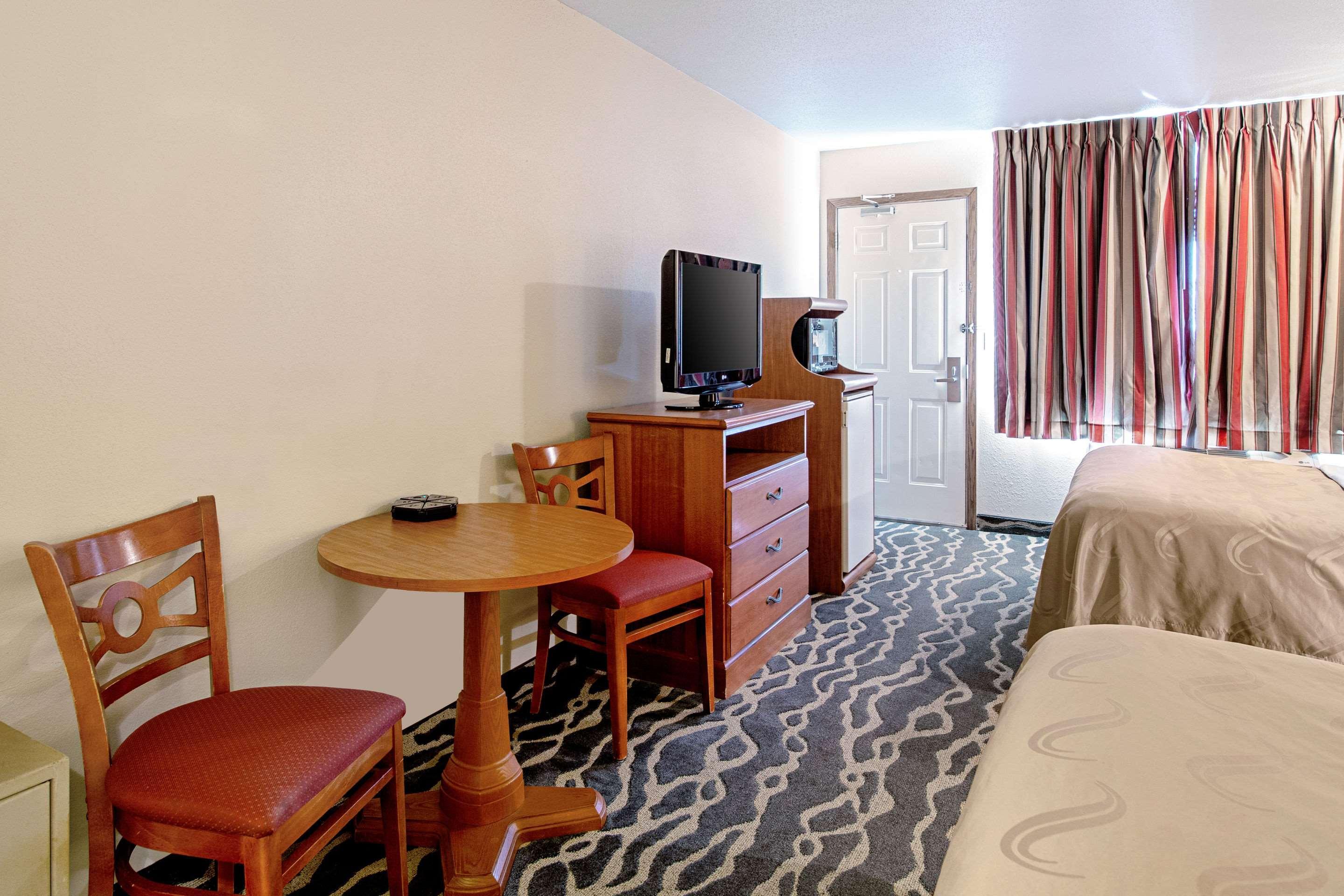 Quality Hotel Huron