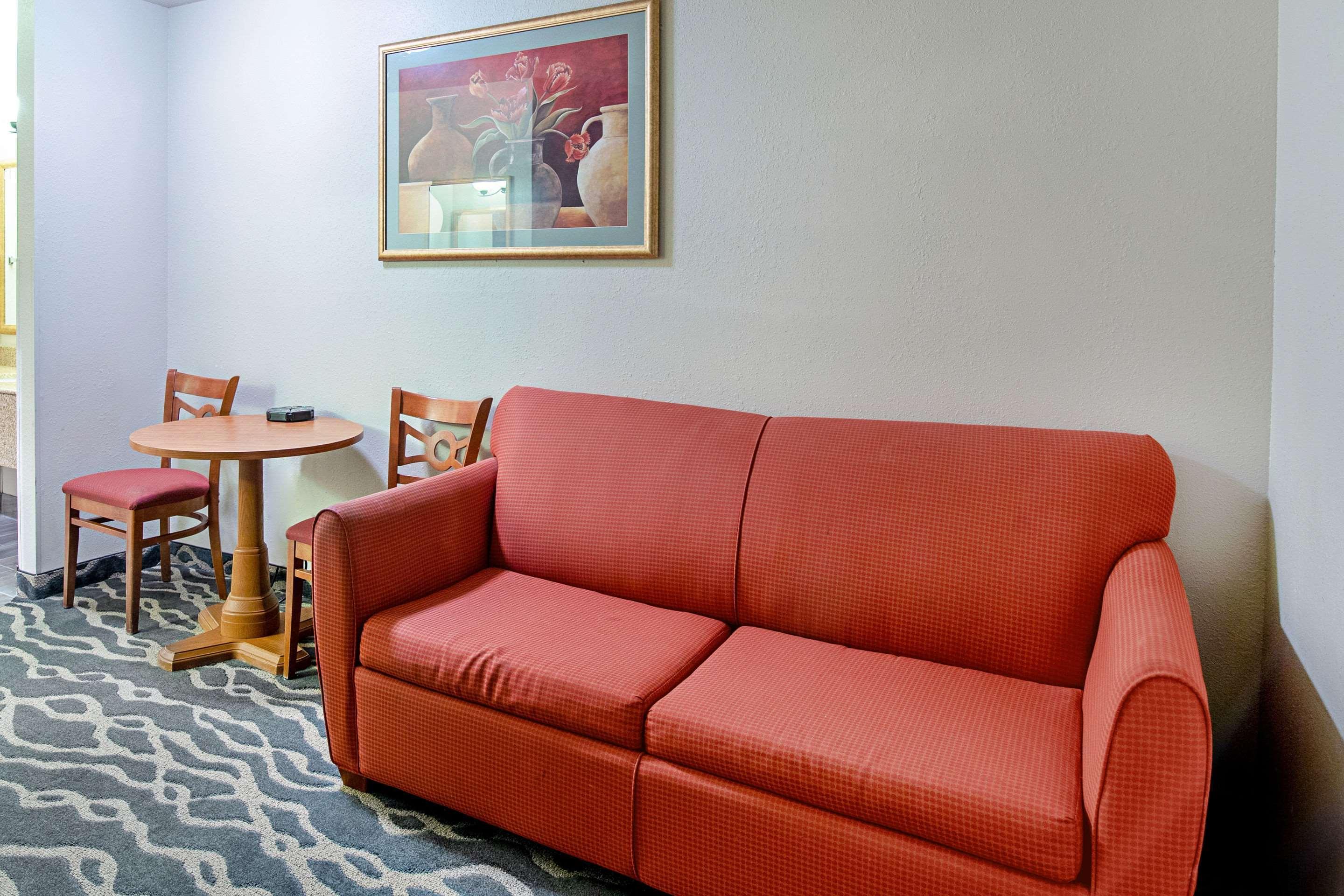 Quality Hotel 3*